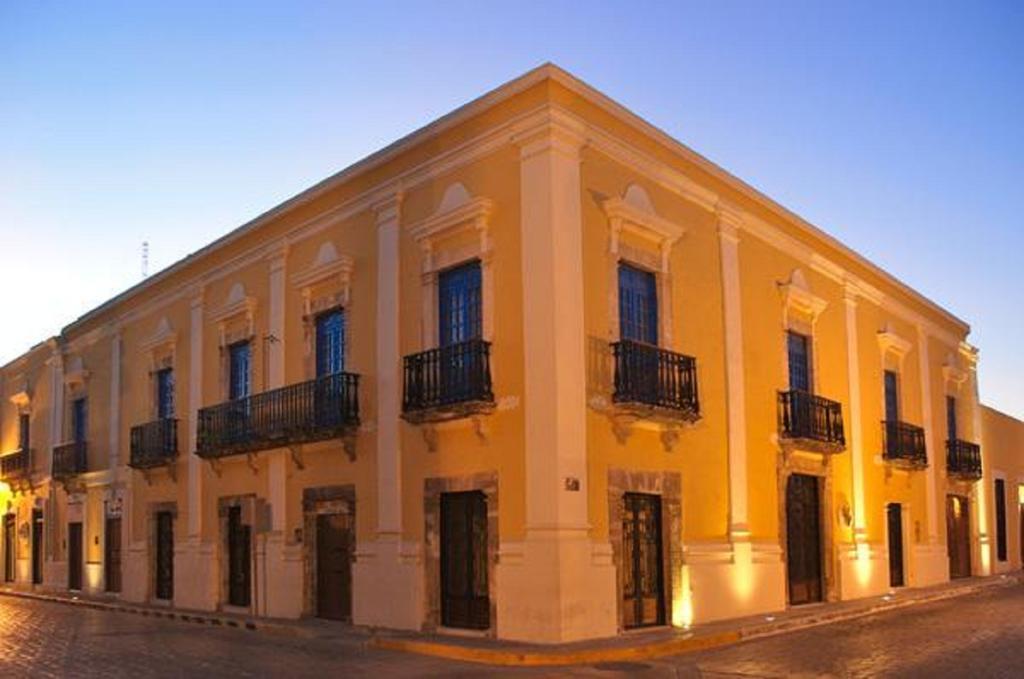 Hotel Plaza Colonial Campeche Buitenkant foto